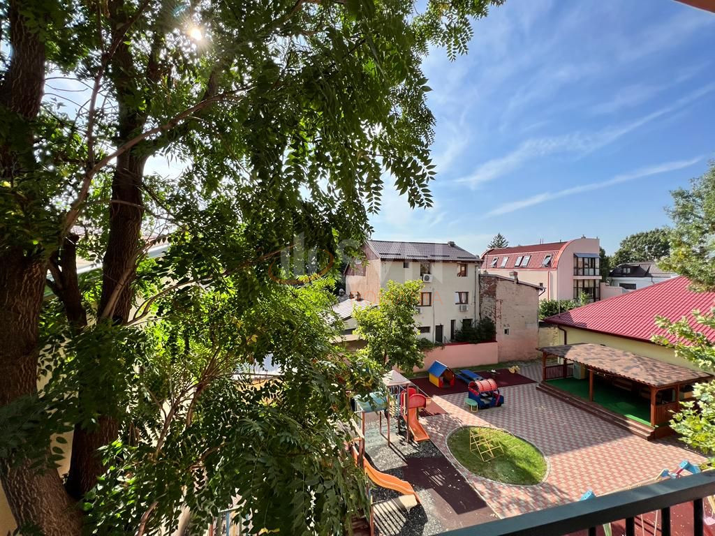 Apartament, 4 camere Bucuresti/Domenii