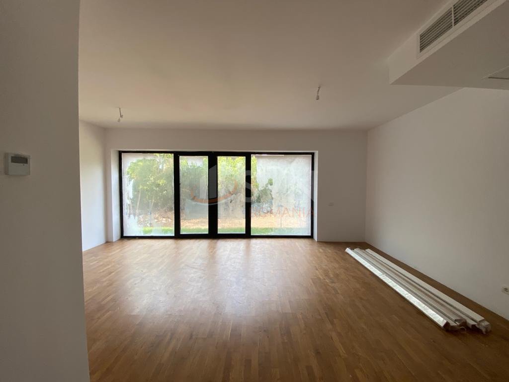 Apartament, 4 camere Bucuresti/Aviatiei