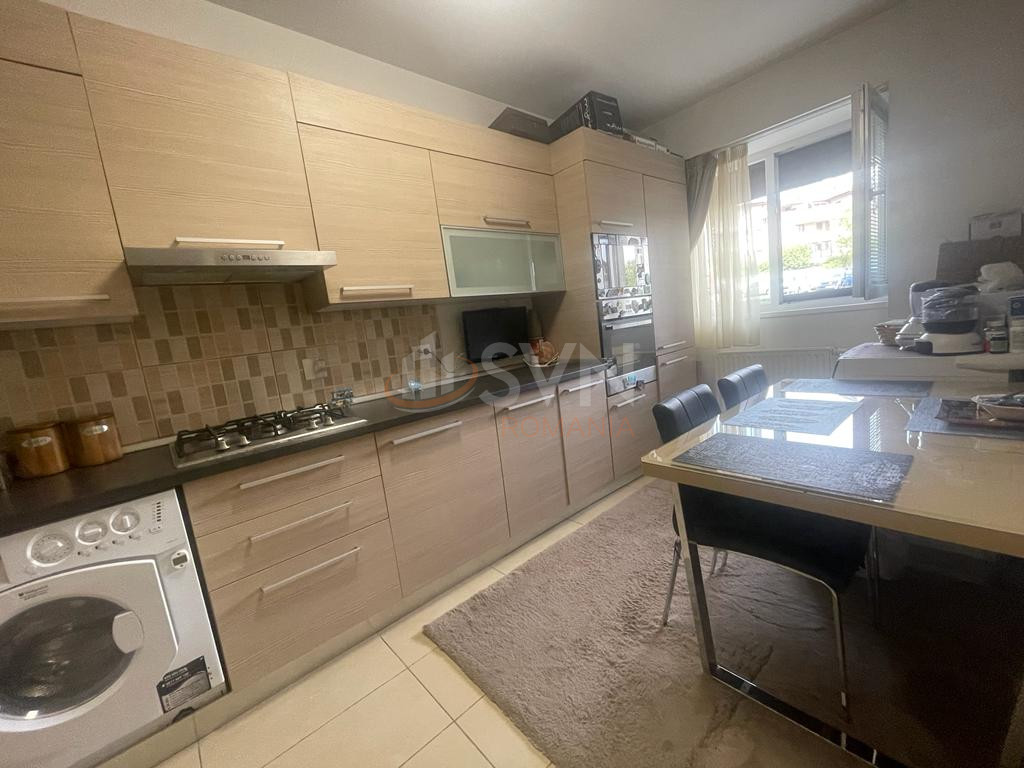 Apartament, 4 camere Bucuresti/Titan