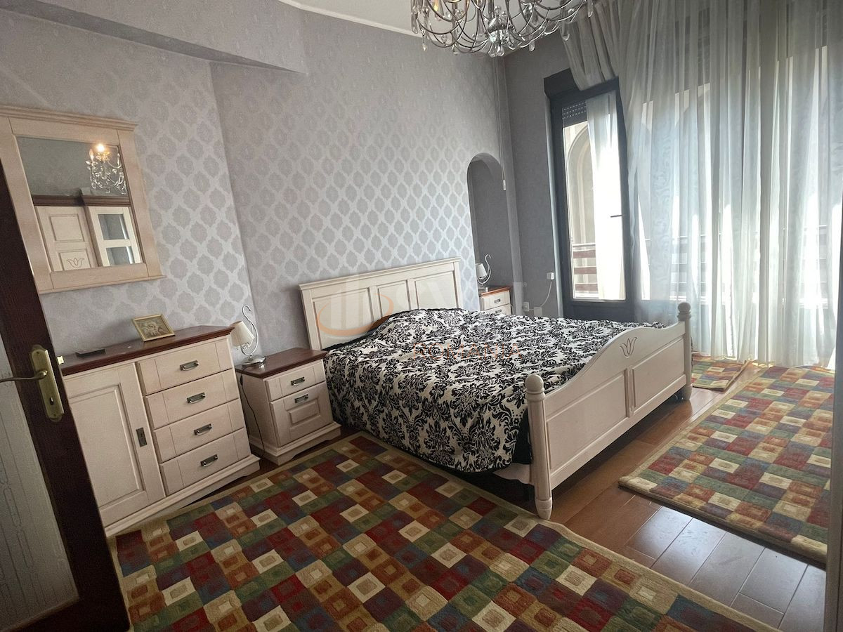 Apartament, 4 camere Bucuresti/Rosetti