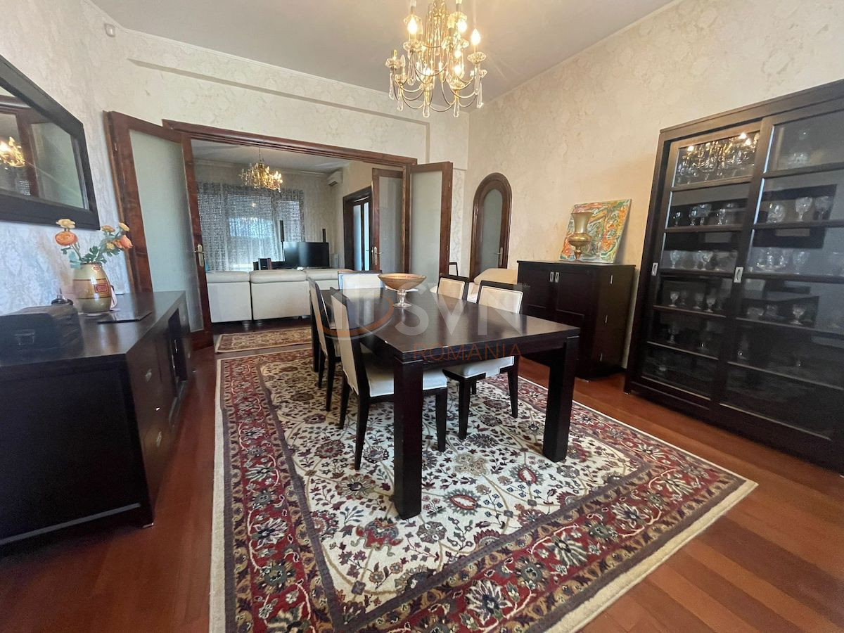 Apartament, 4 camere Bucuresti/Rosetti