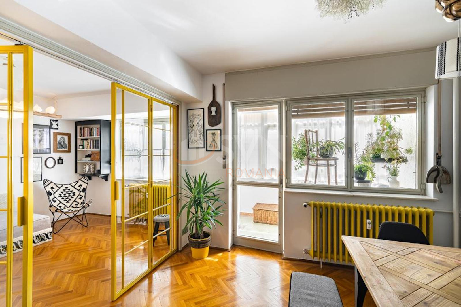 Apartament, 4 camere Bucuresti/1 Mai