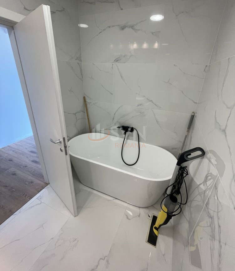 Apartament, 4 camere Bucuresti/Sisesti