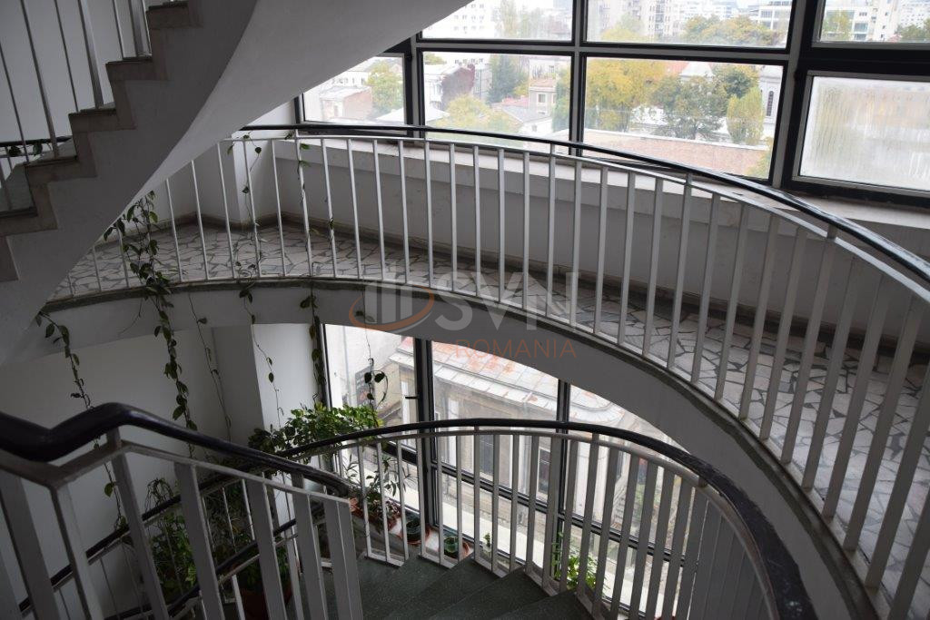 Apartament, 4 camere Bucuresti/Eminescu