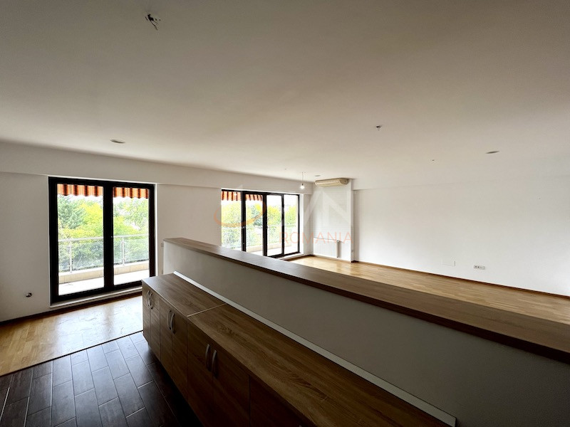 Apartament, 4 camere Bucuresti/Herastrau