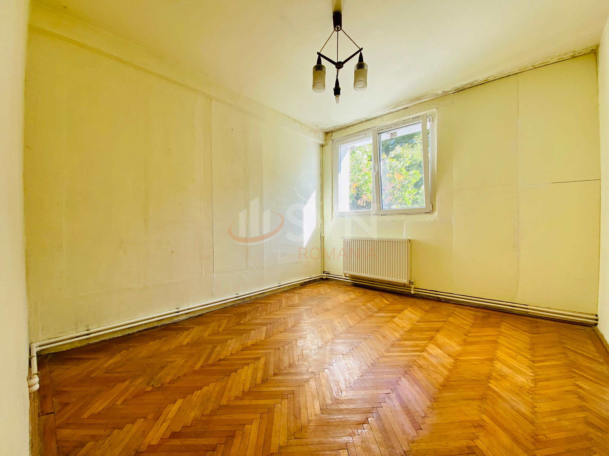 Apartament, 4 camere Bucuresti/Titan