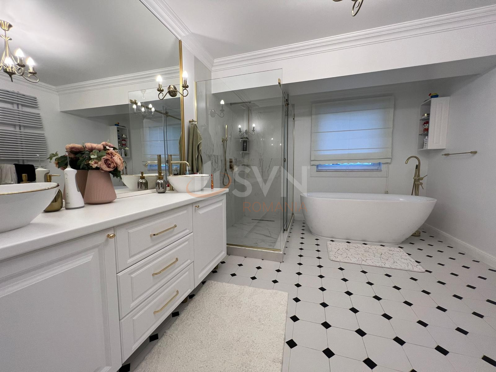 Apartament, 4 camere Bucuresti/Decebal