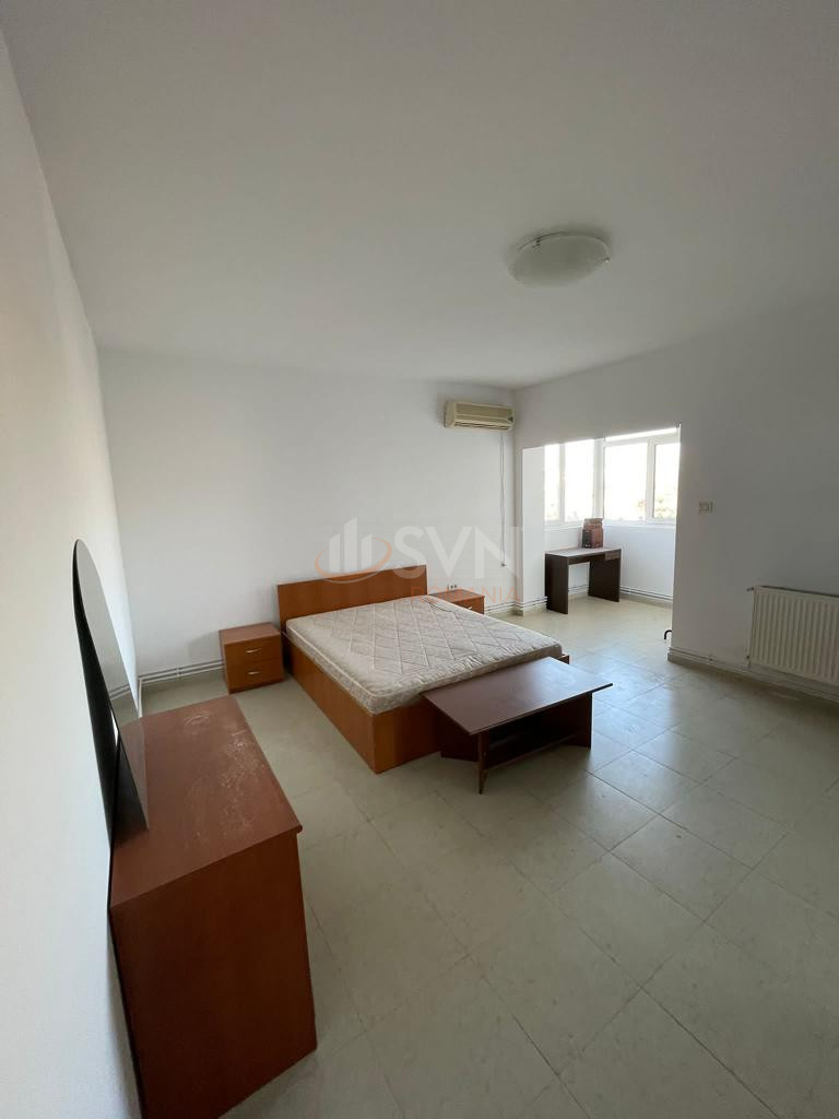 Apartament, 4 camere Bucuresti/Romana