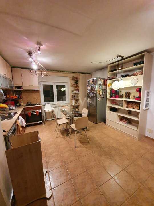 Apartament, 4 camere Bucuresti/Vitan