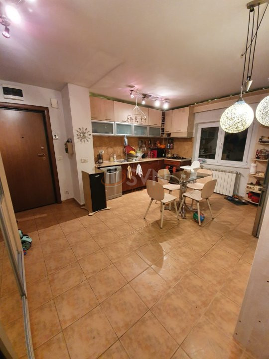 Apartament, 4 camere Bucuresti/Vitan