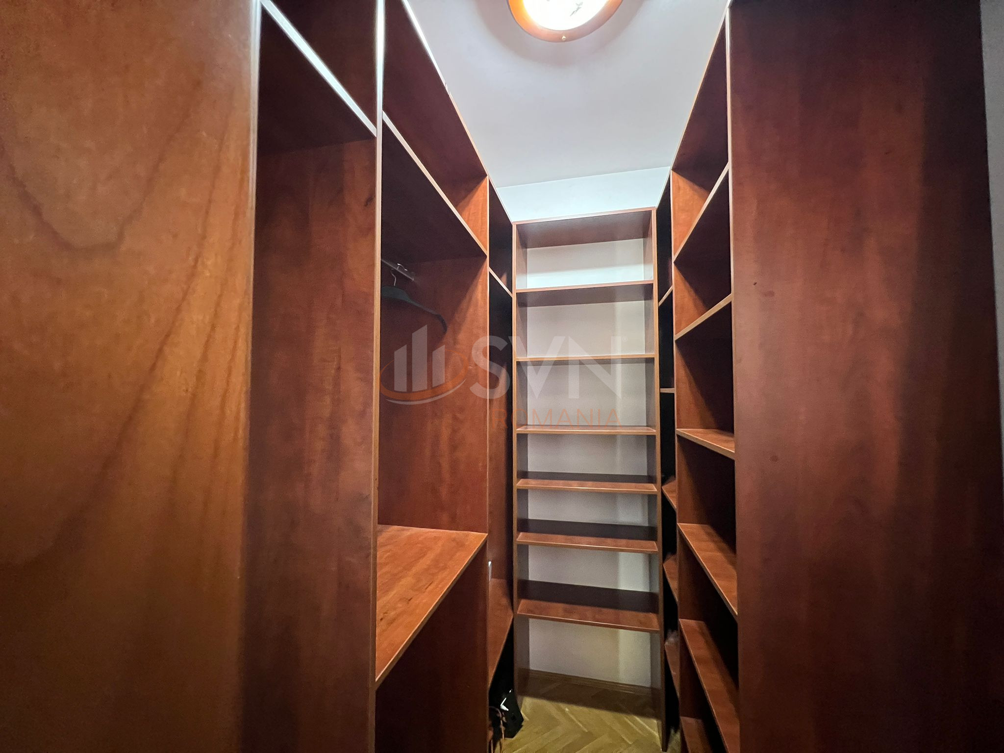 Apartament, 4 camere Bucuresti/Herastrau