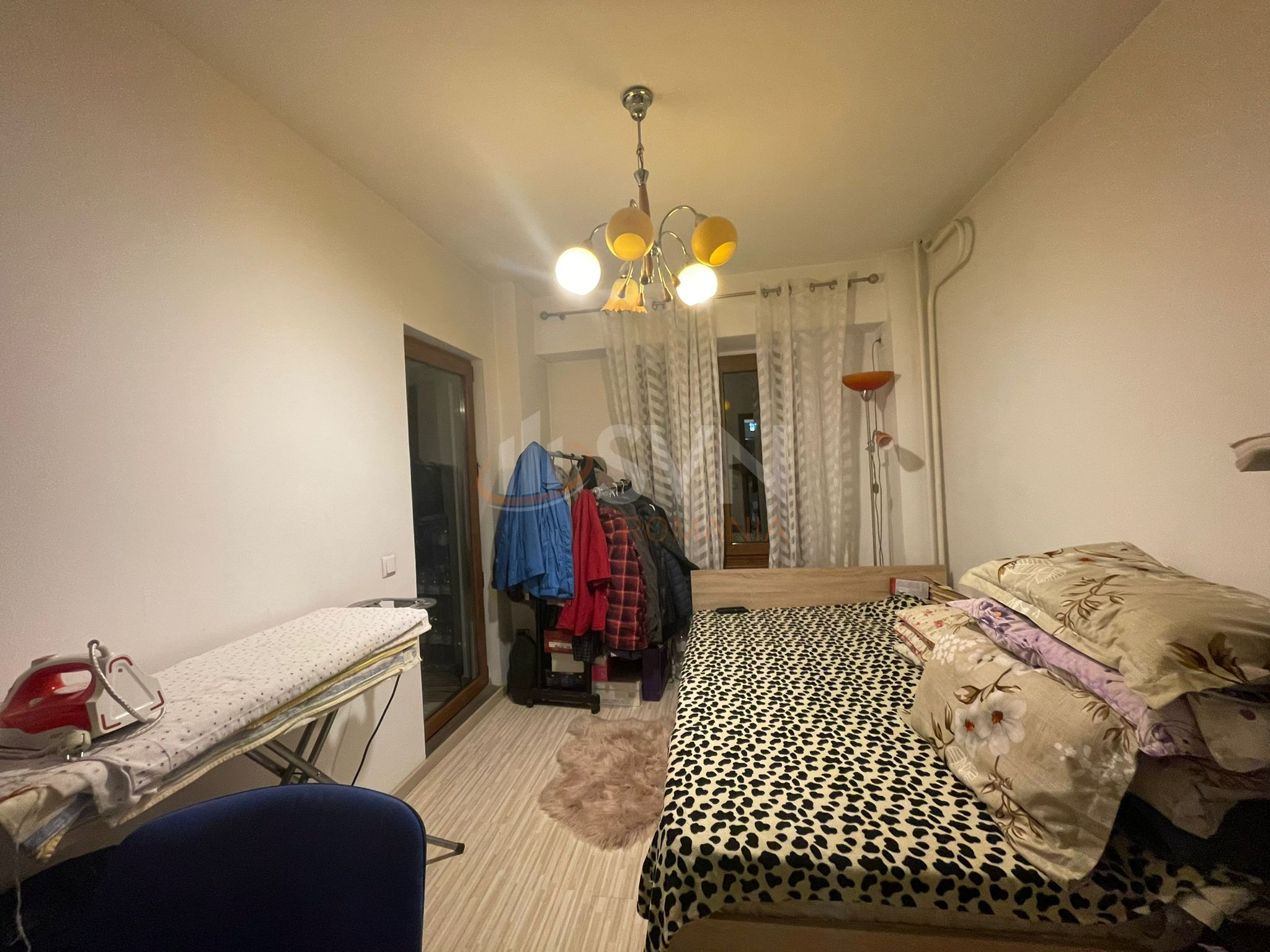 Apartament, 4 camere Bucuresti/Calea Calarasilor
