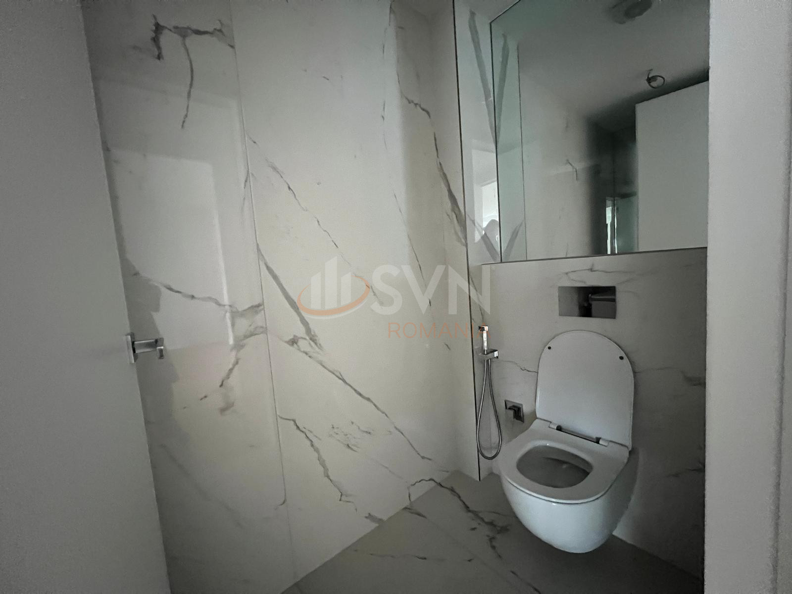 Apartament, 4 camere Bucuresti/Aviatorilor