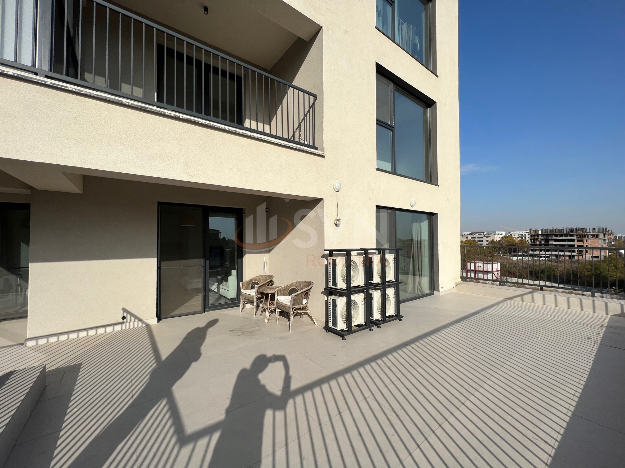 Apartament, 4 camere Bucuresti/Sisesti