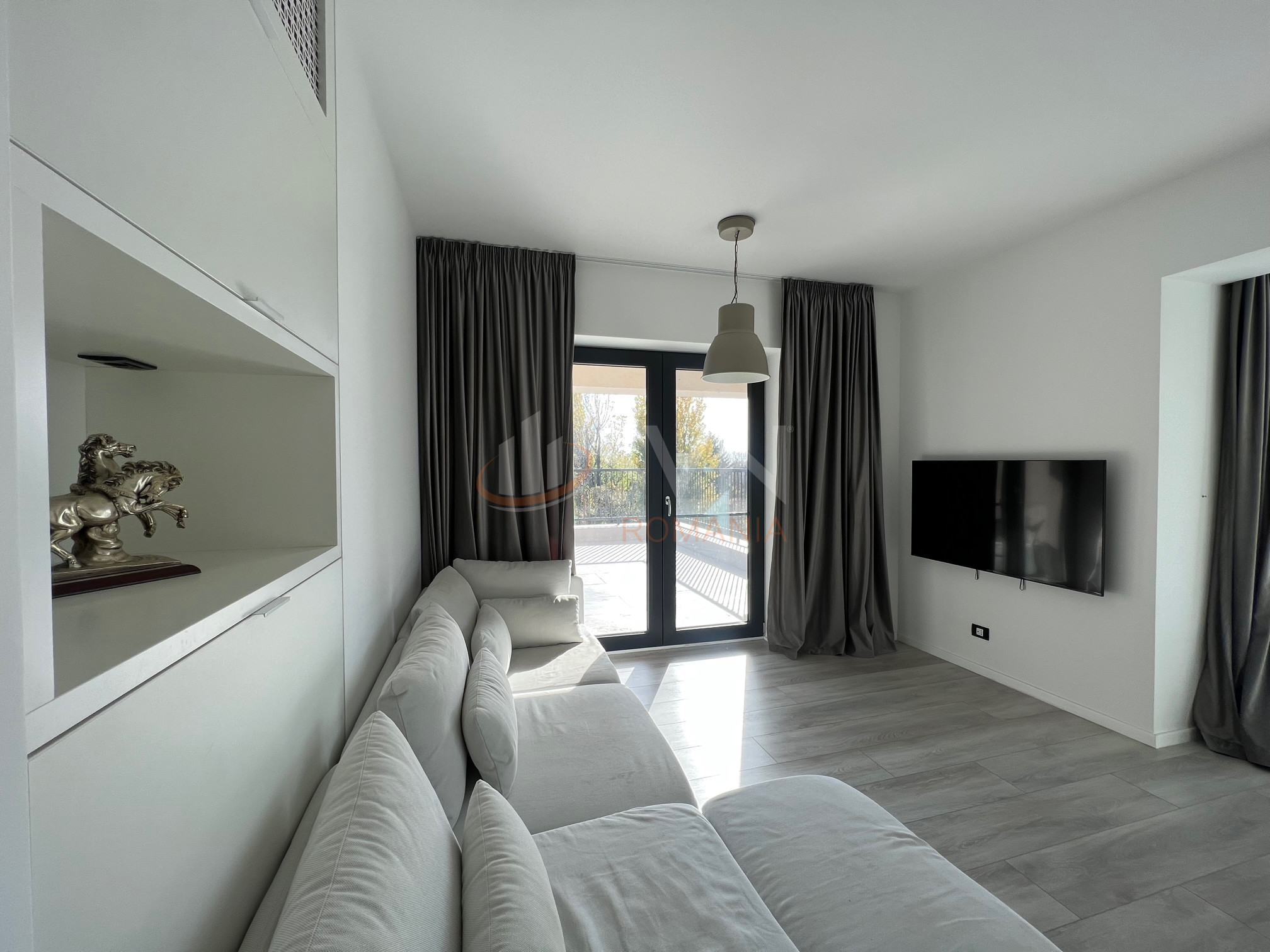 Apartament, 4 camere Bucuresti/Sisesti