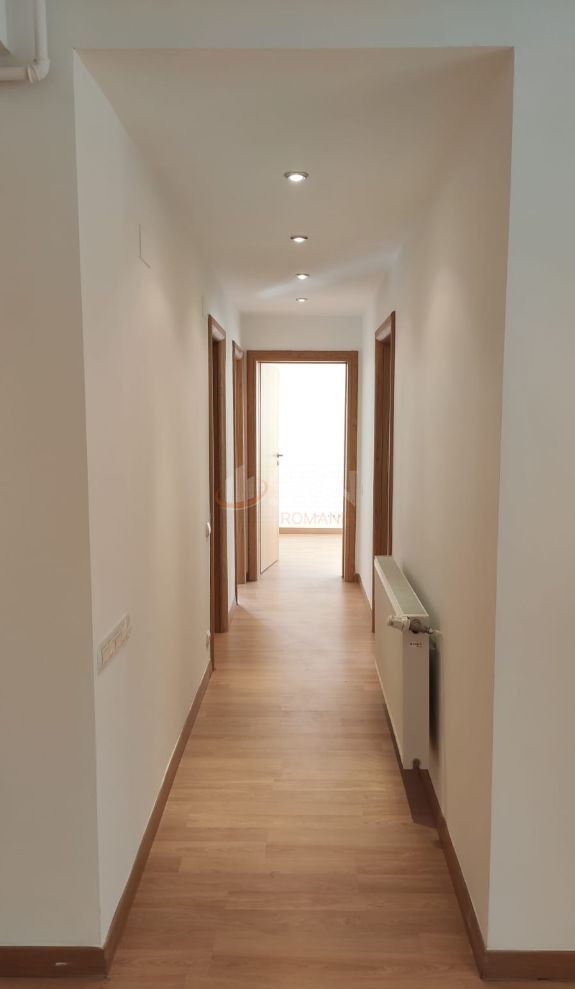 Apartament, 4 camere Bucuresti/Pipera