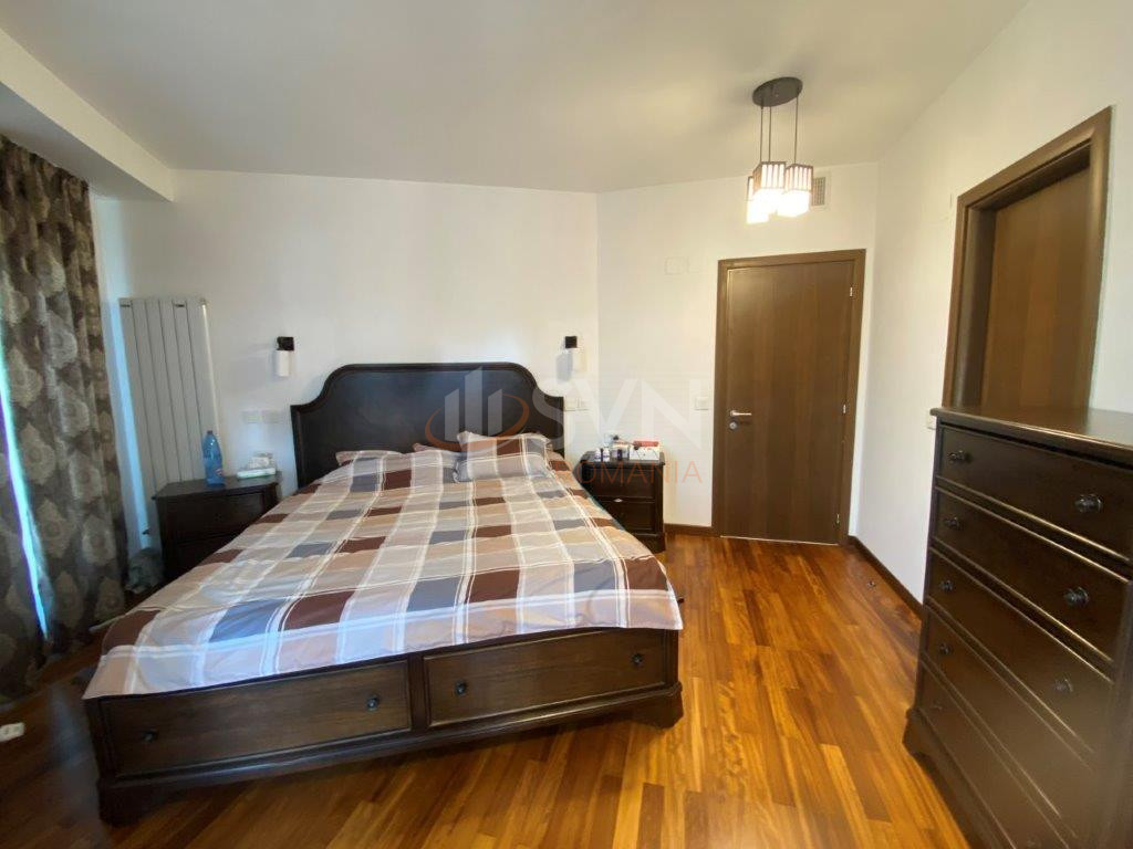 Apartament, 4 camere Bucuresti/Foisorul De Foc