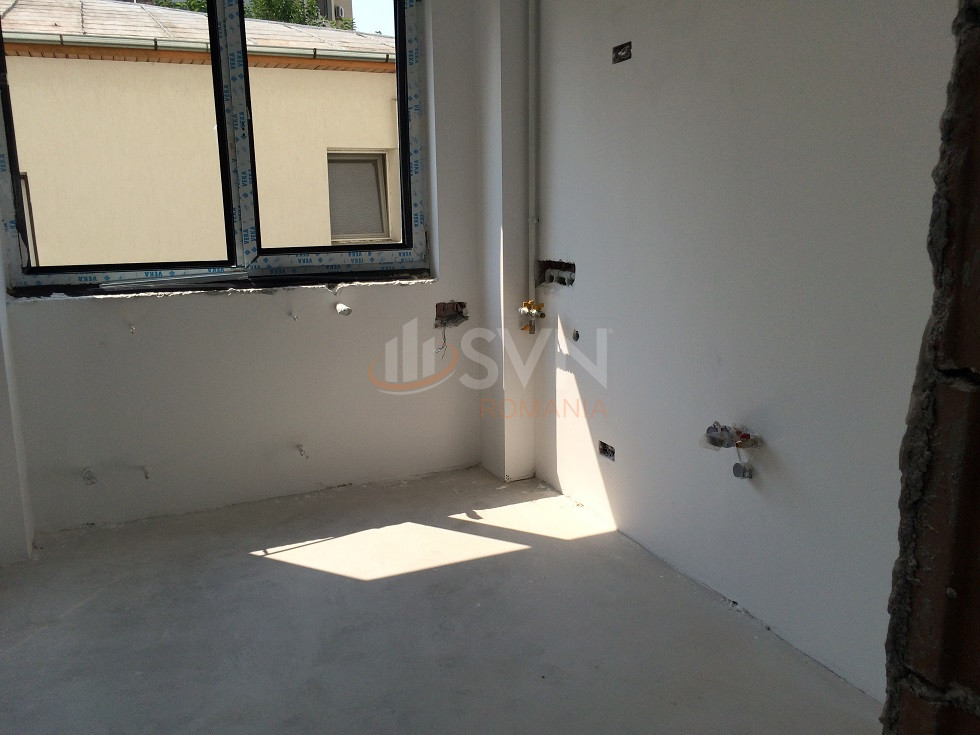 Apartament, 4 camere Bucuresti/1 Mai