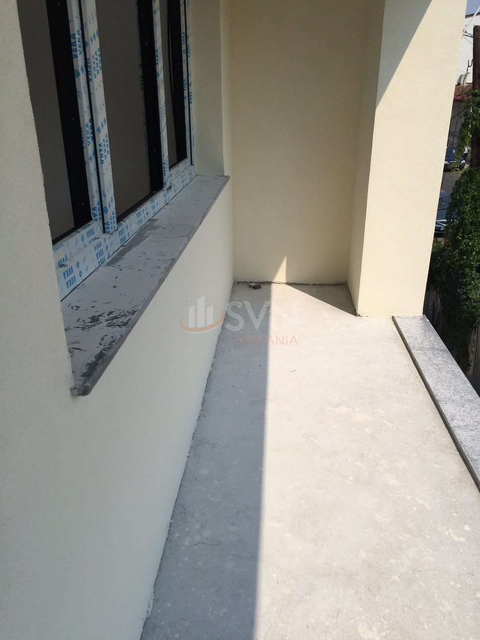 Apartament, 4 camere Bucuresti/1 Mai