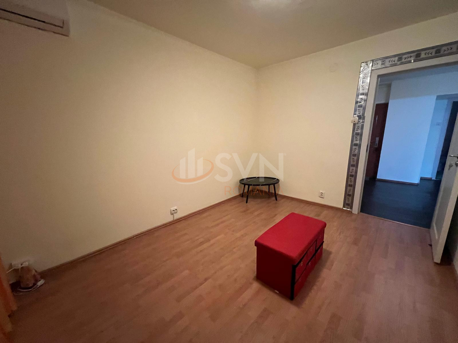 Apartament, 4 camere Bucuresti/1 Mai