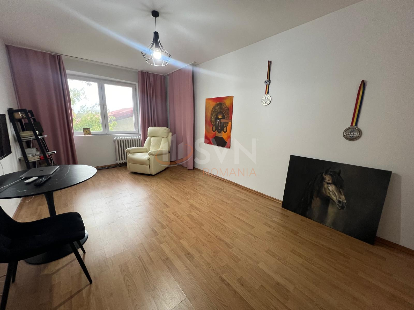 Apartament, 4 camere Bucuresti/1 Mai