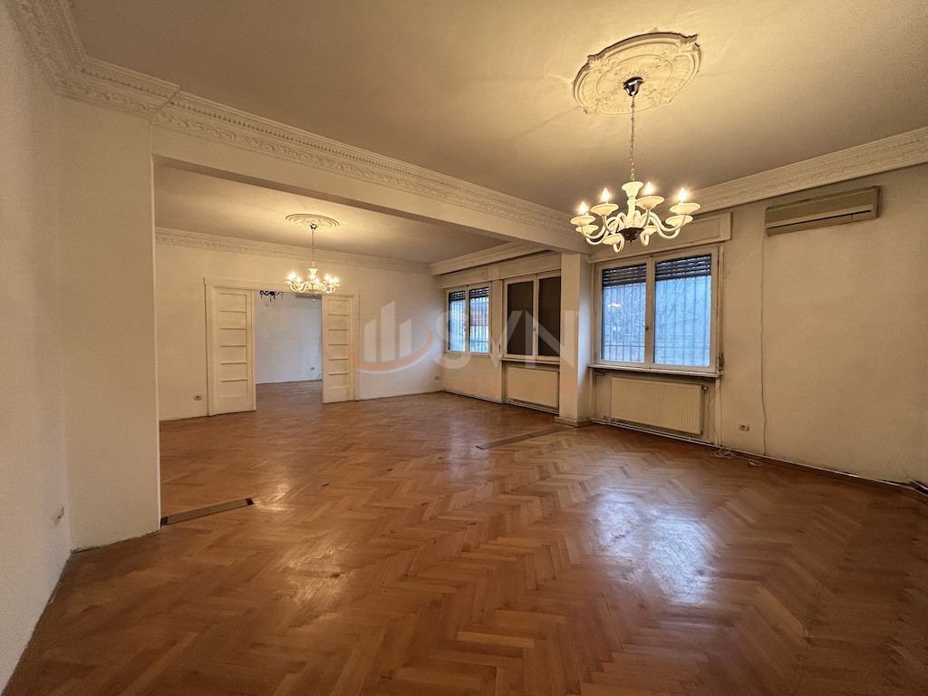 Apartament, 4 camere Bucuresti/Armeneasca
