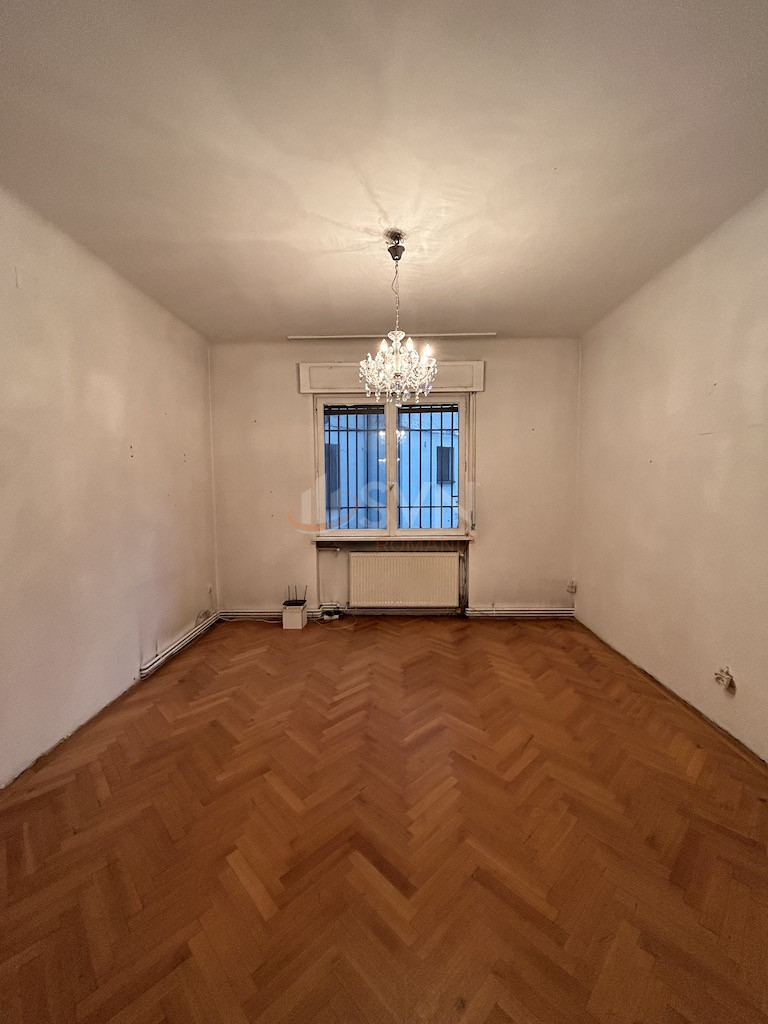 Apartament, 4 camere Bucuresti/Armeneasca