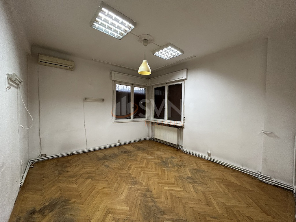 Apartament, 4 camere Bucuresti/Armeneasca
