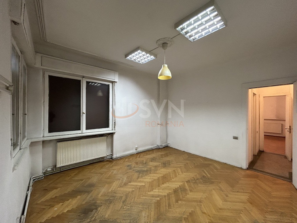 Apartament, 4 camere Bucuresti/Armeneasca
