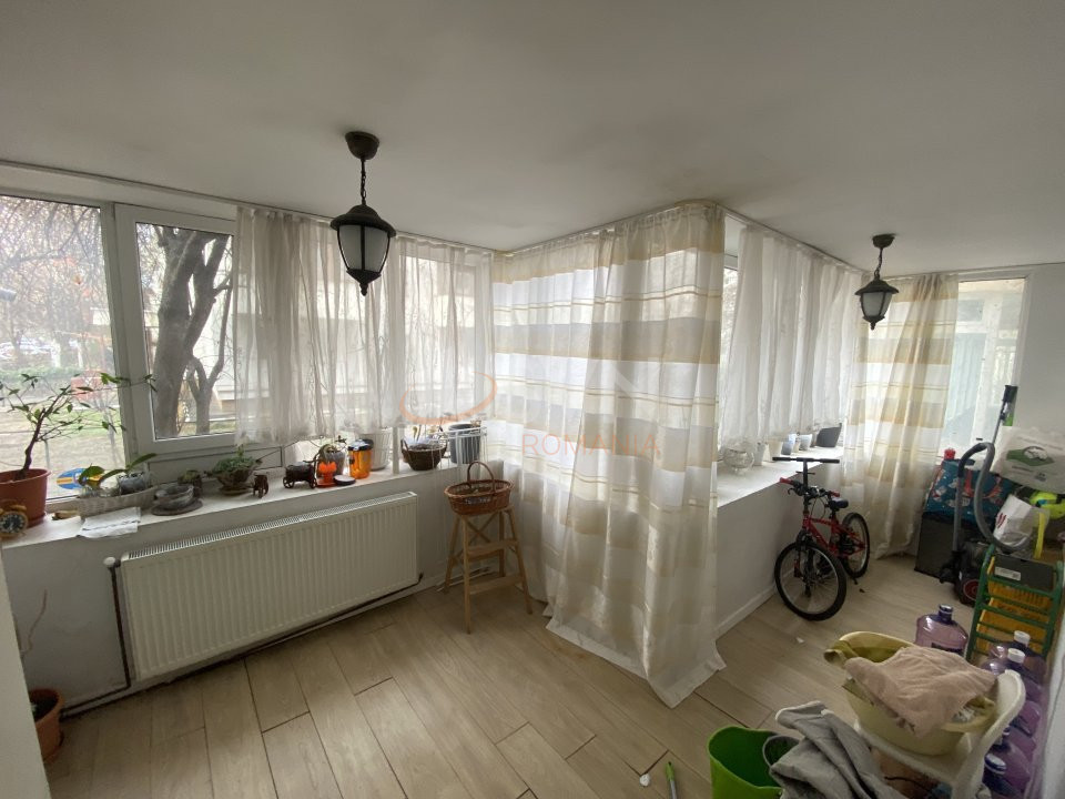 Apartament, 4 camere Bucuresti/Aviatiei