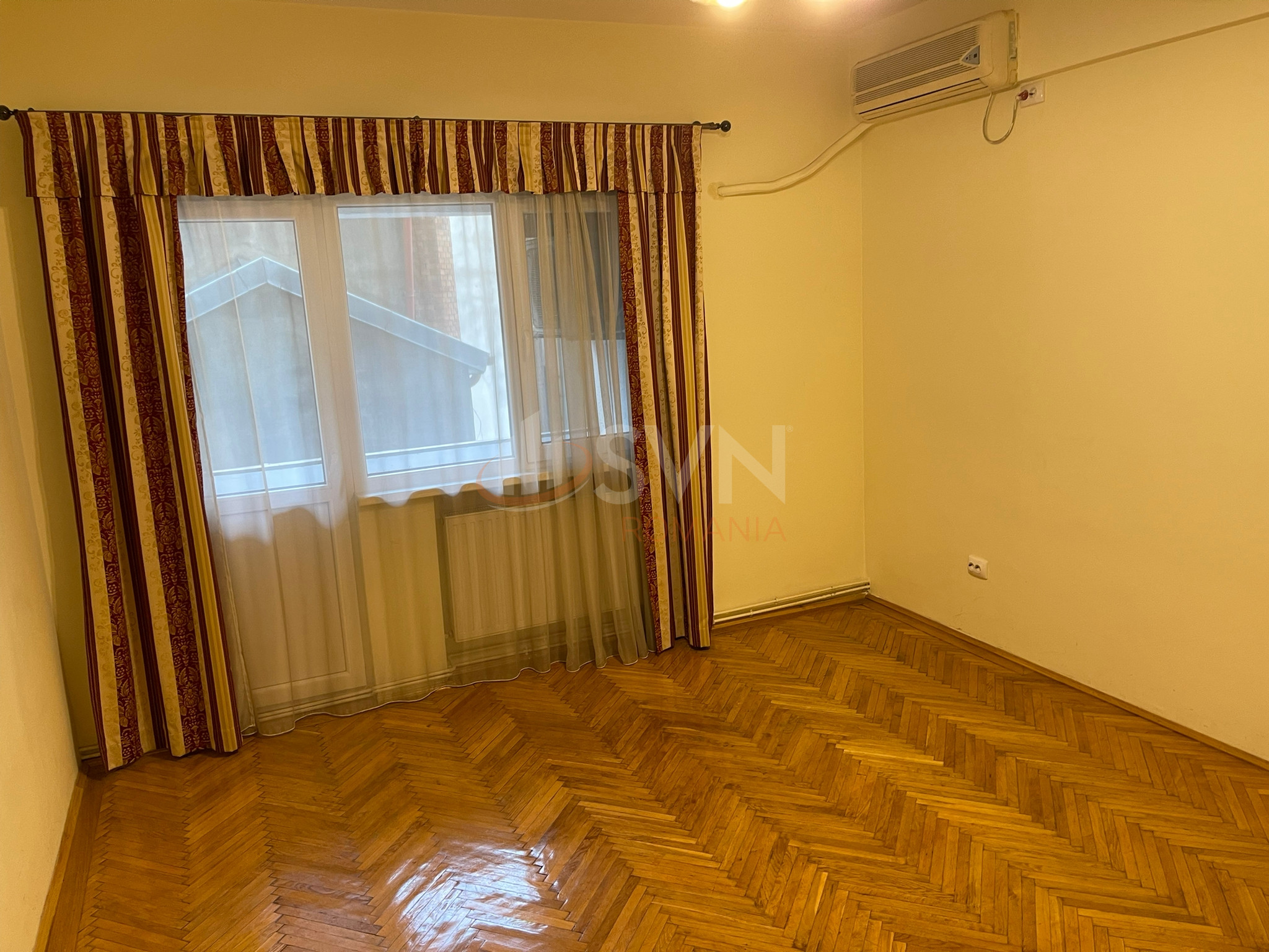Apartament, 4 camere Bucuresti/Universitate (s1)