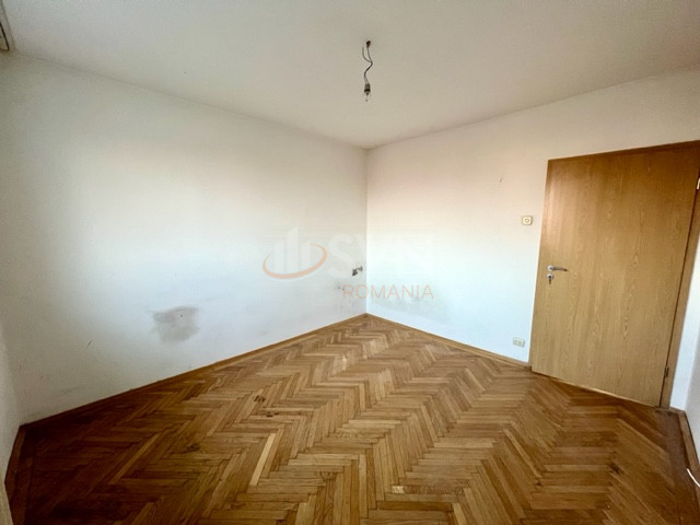 Apartament, 4 camere Bucuresti/Bucurestii Noi