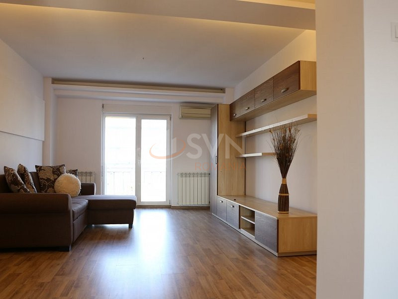 Apartament, 4 camere Bucuresti/Libertatii
