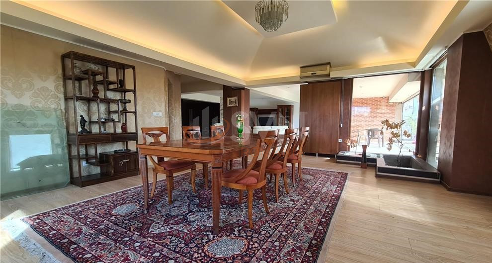 Apartament, 4 camere Bucuresti/Tei