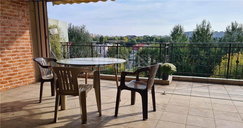 Apartament, 4 camere Bucuresti/Tei