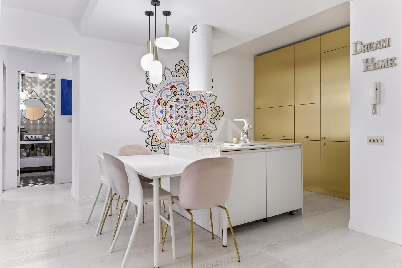 Apartament, 4 camere Bucuresti/Titan