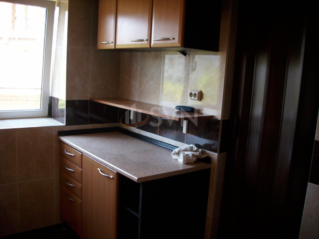 Apartament, 4 camere Bucuresti/Unirii (s3)
