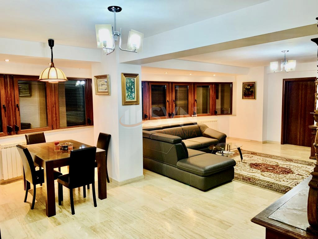 Apartament, 4 camere Bucuresti/Mosilor