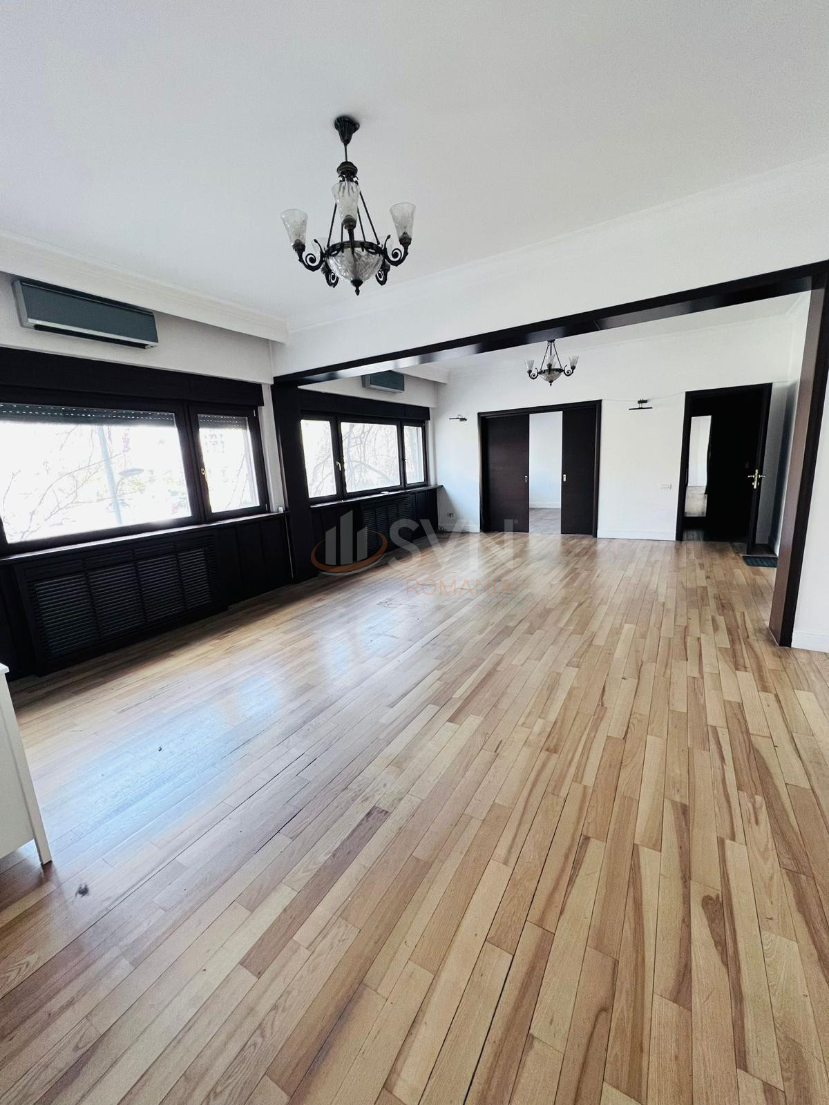 Apartament, 4 camere Bucuresti/Victoriei