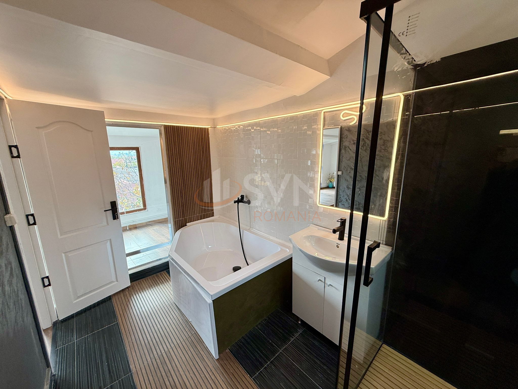 Apartament, 4 camere Bucuresti/Iancu Nicolae