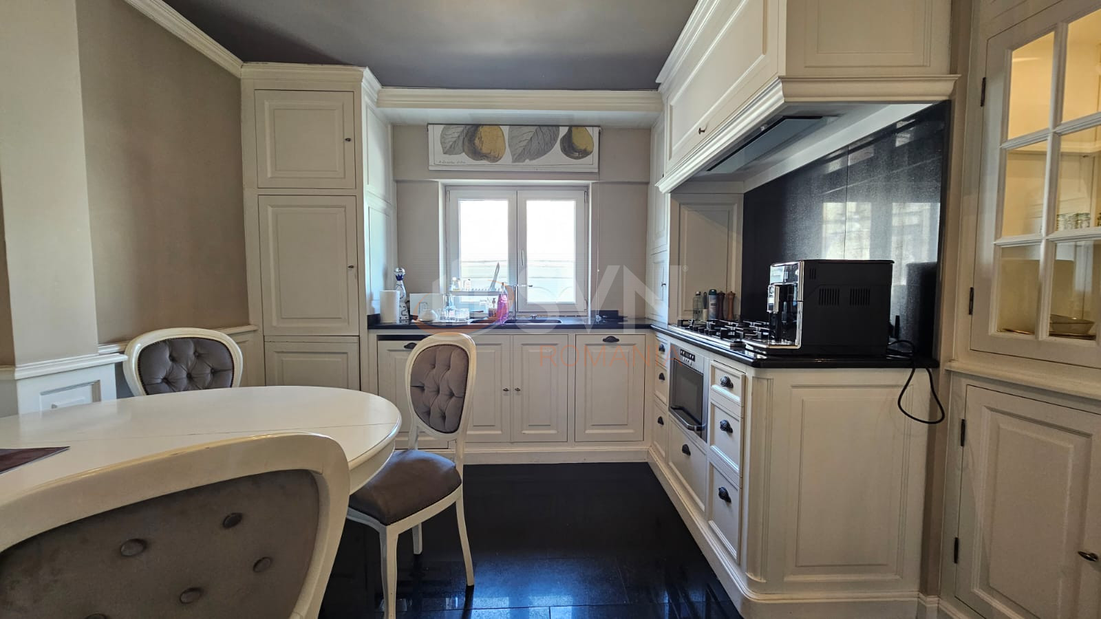 Apartament, 4 camere Bucuresti/Piata Unirii (s3)