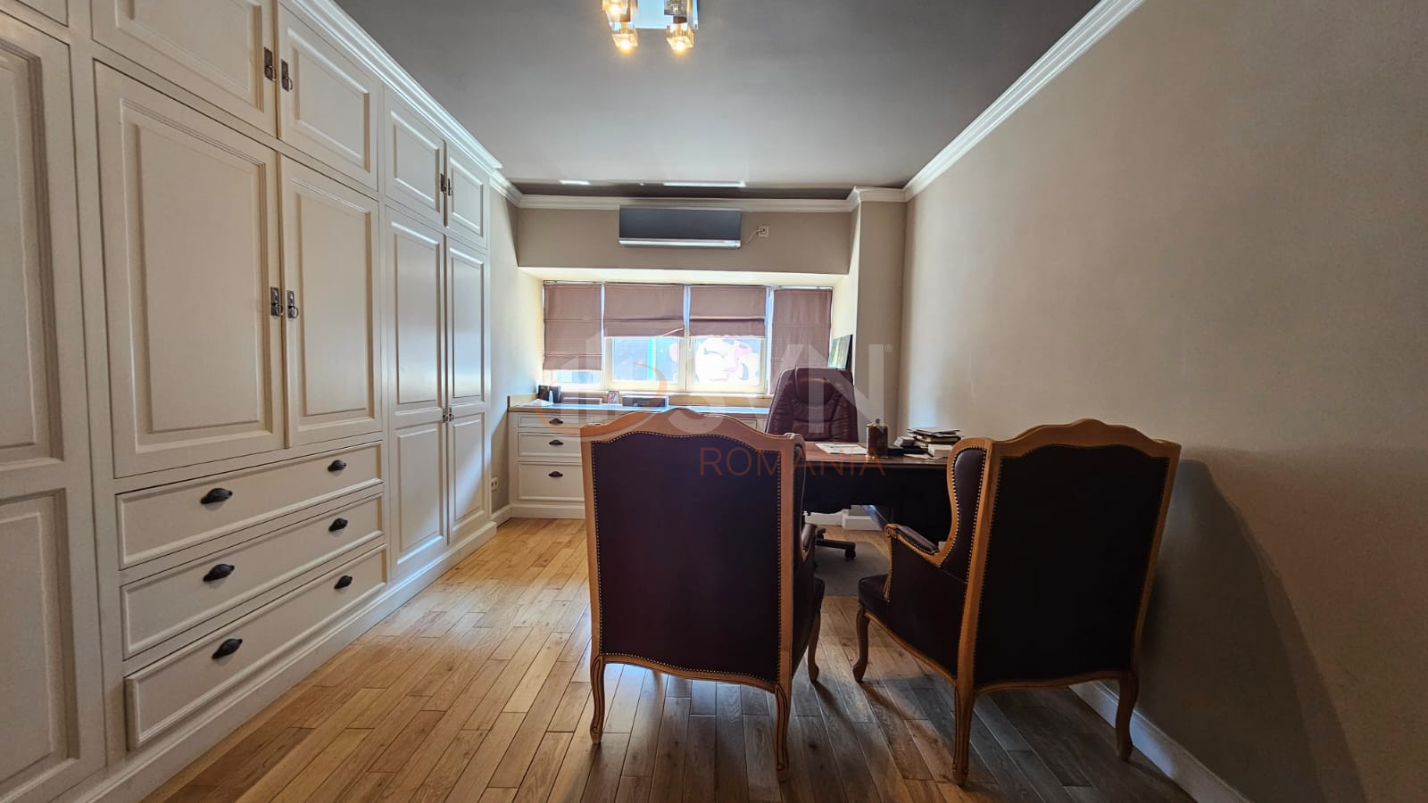 Apartament, 4 camere Bucuresti/Piata Unirii (s3)