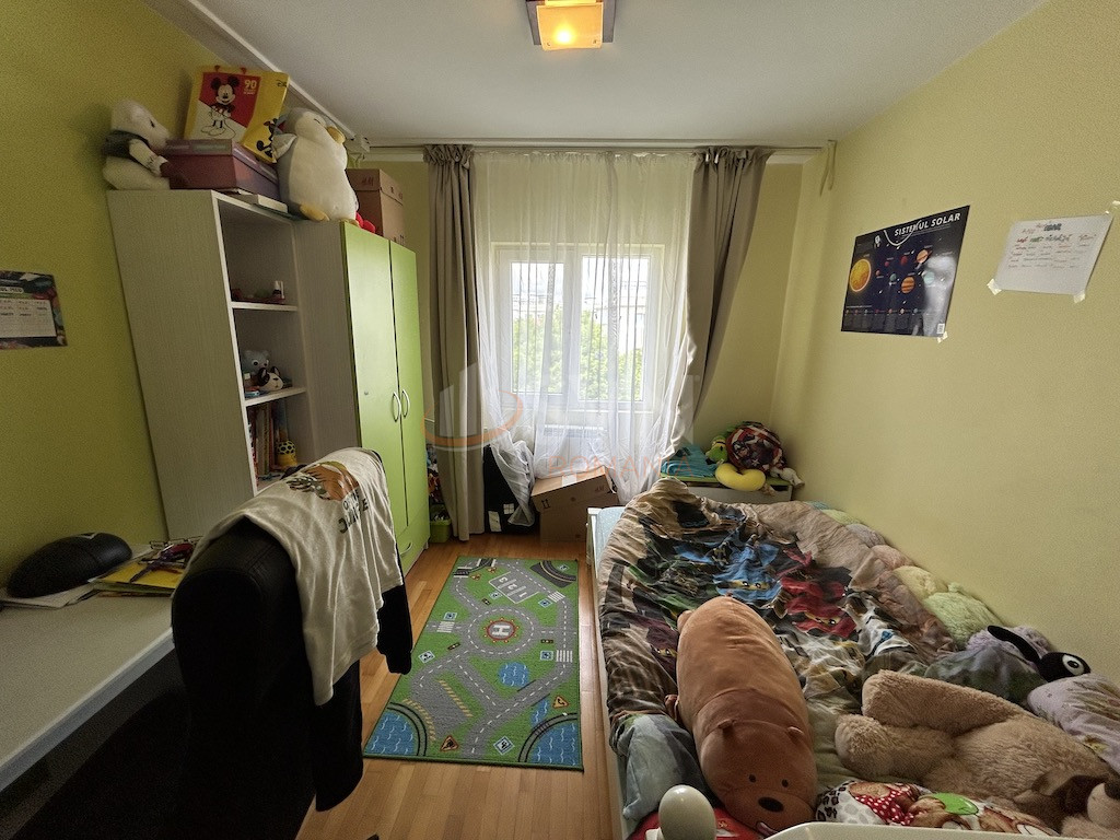 Apartament, 4 camere Bucuresti/Aviatiei