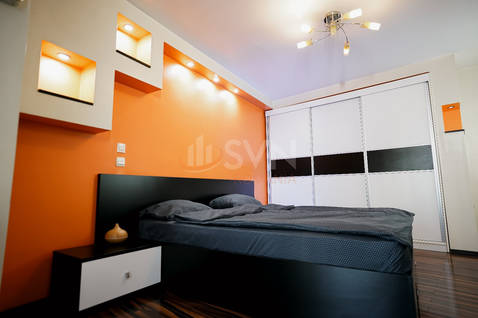 Apartament, 4 camere Bucuresti/Unirii (s3)