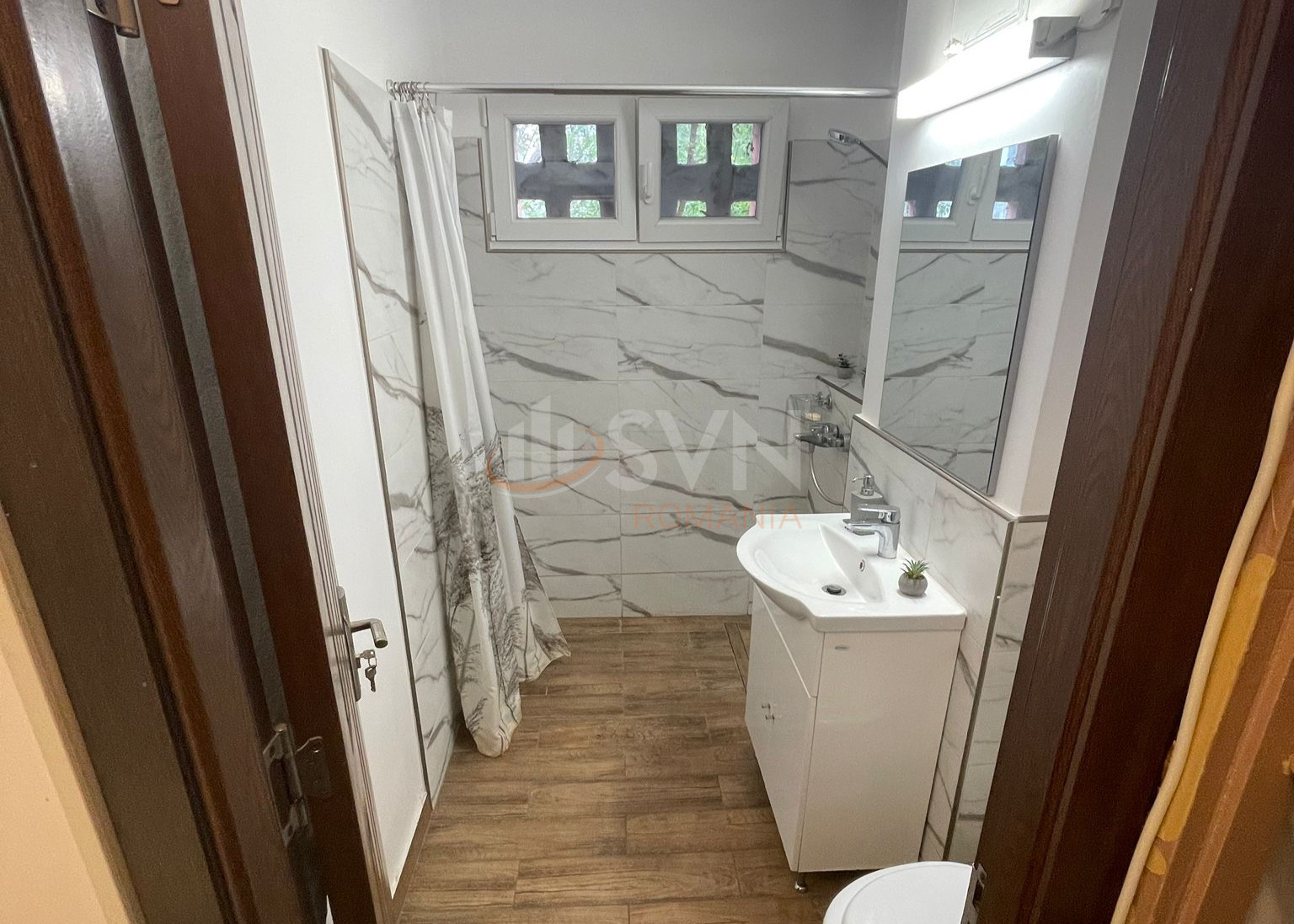 Apartament, 4 camere Bucuresti/Titan