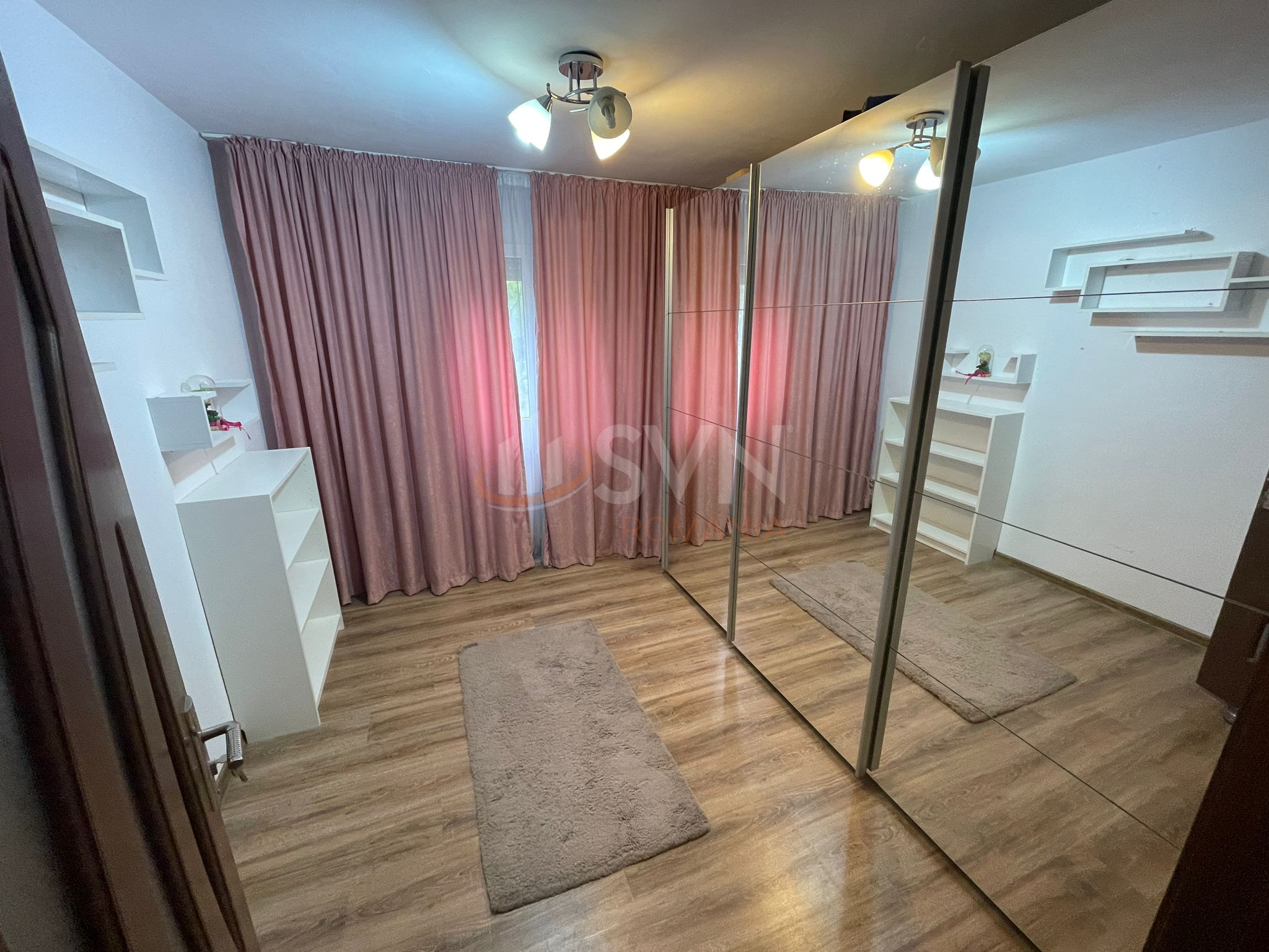 Apartament, 4 camere Bucuresti/Titan