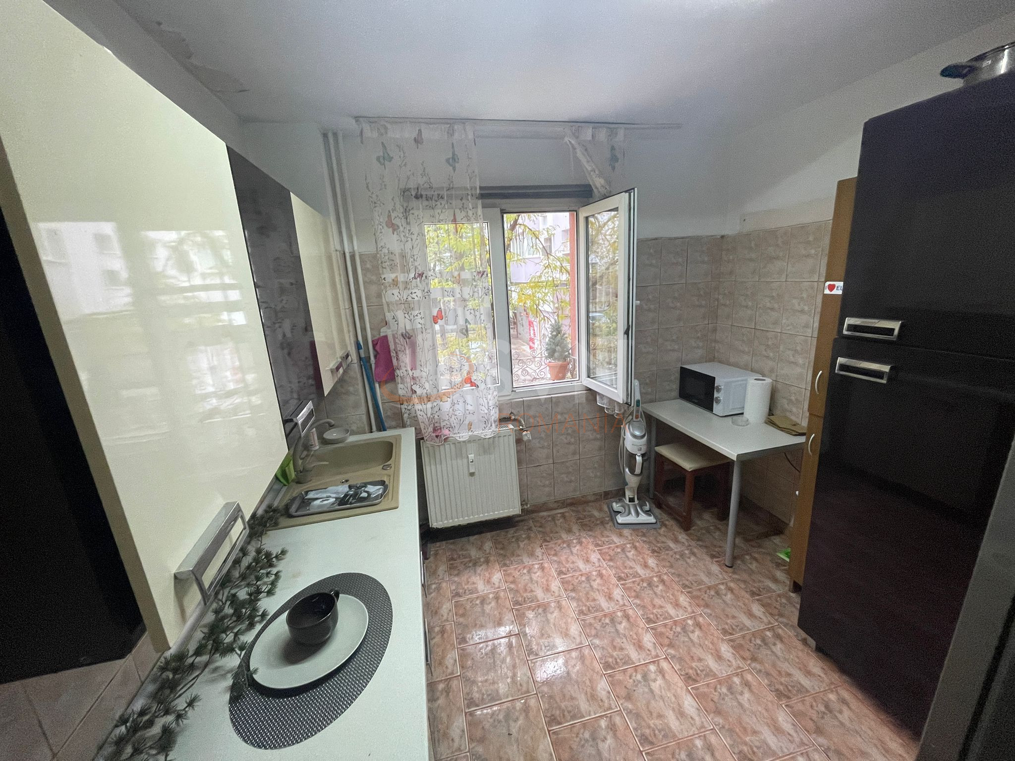 Apartament, 4 camere Bucuresti/Titan