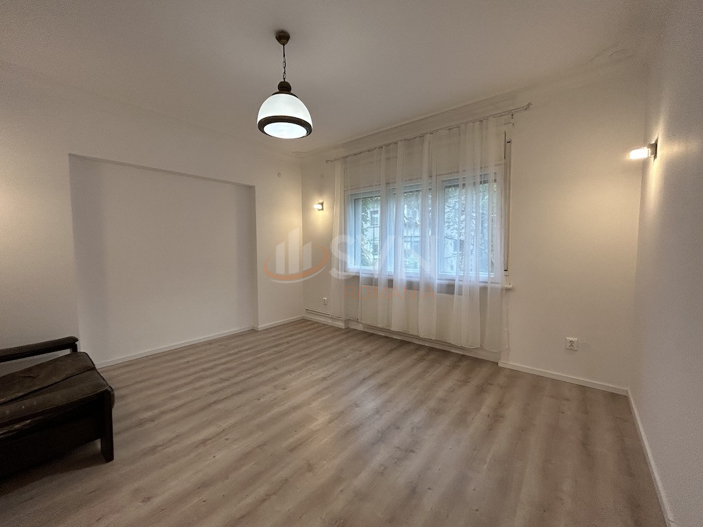 Apartament, 4 camere Bucuresti/1 Mai