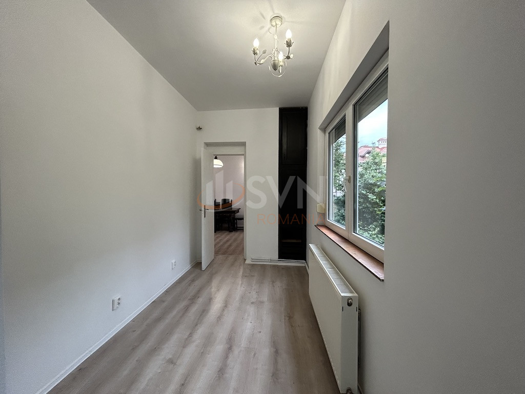 Apartament, 4 camere Bucuresti/1 Mai