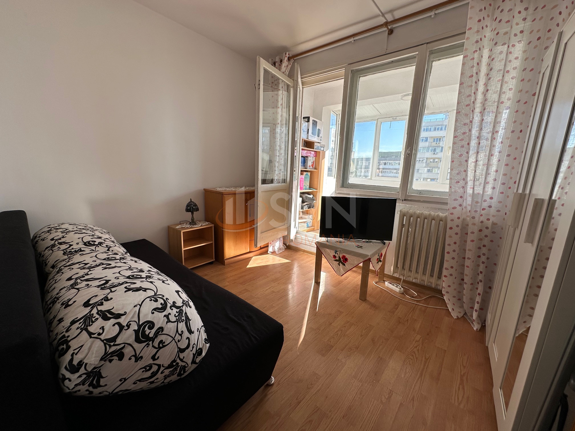 Apartament, 4 camere Bucuresti/Pantelimon